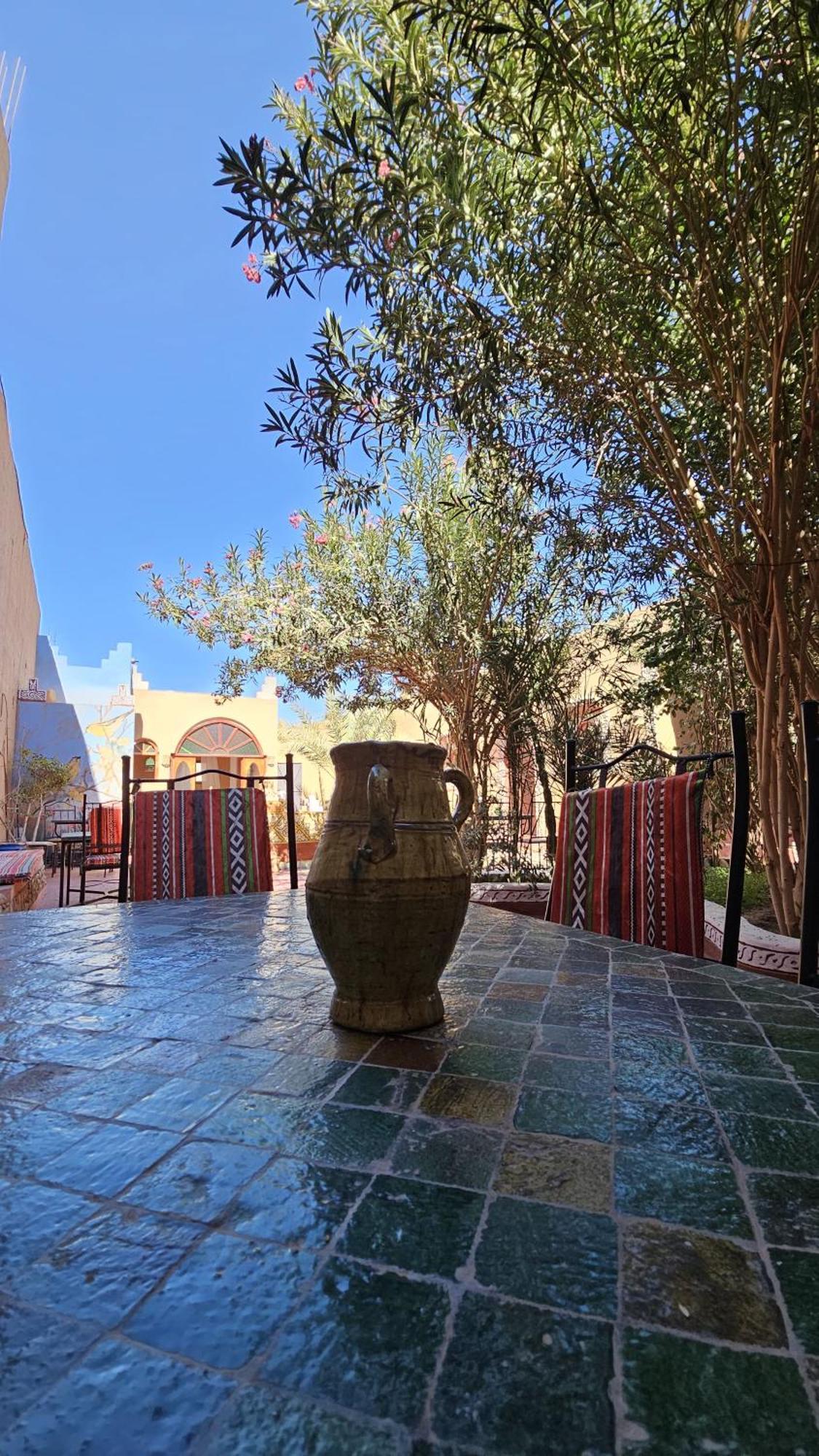 Hotel Dar M'Hamid El Ghizlane Extérieur photo