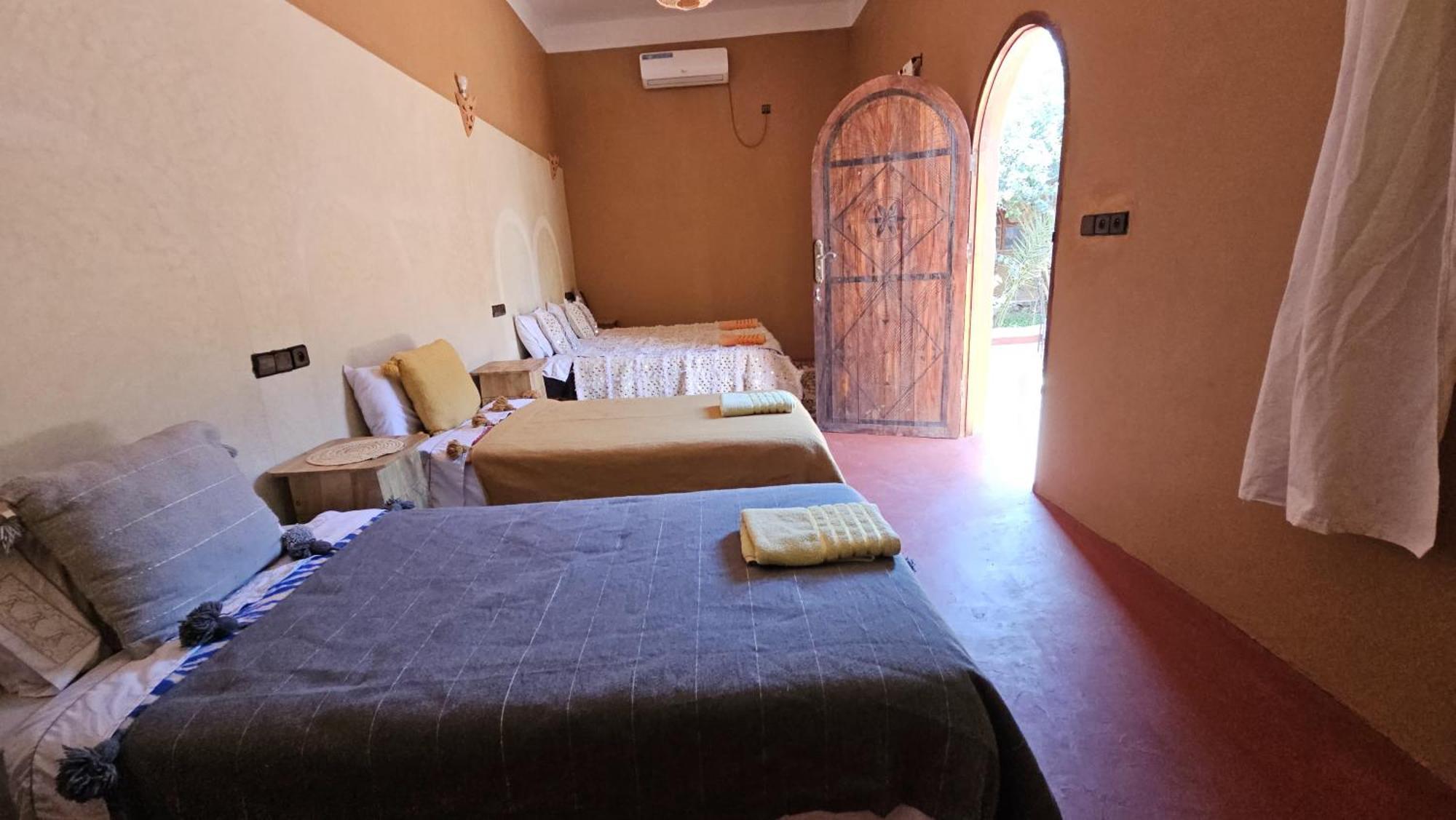 Hotel Dar M'Hamid El Ghizlane Extérieur photo