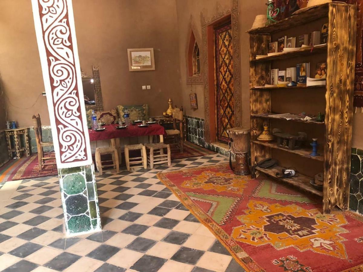 Hotel Dar M'Hamid El Ghizlane Extérieur photo